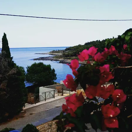 Lithochtisto Penzion Monemvasía