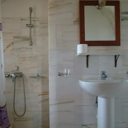 Guest house Lithochtisto 3*