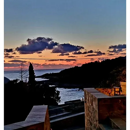 利特提斯托旅馆