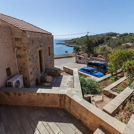 Guest house Lithochtisto Monemvasia