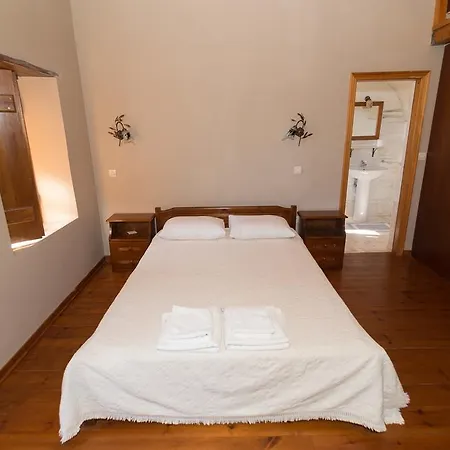 Pensión Lithochtisto