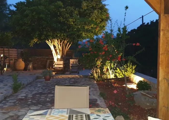 Lithochtisto بيت ضيافة Monemvasía